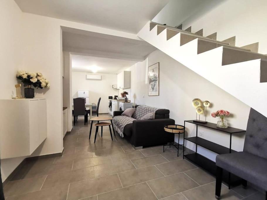 L'Elegant Duplex - Clim I Wifi I Proche Du Centre-Ville Miramas Esterno foto
